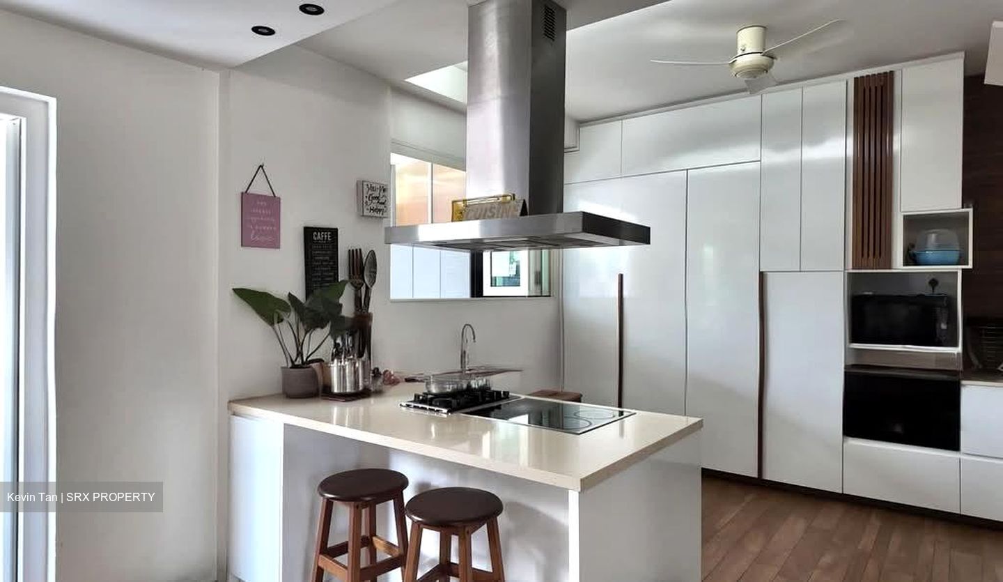 Marine Crescent (D15), Terrace #546073331